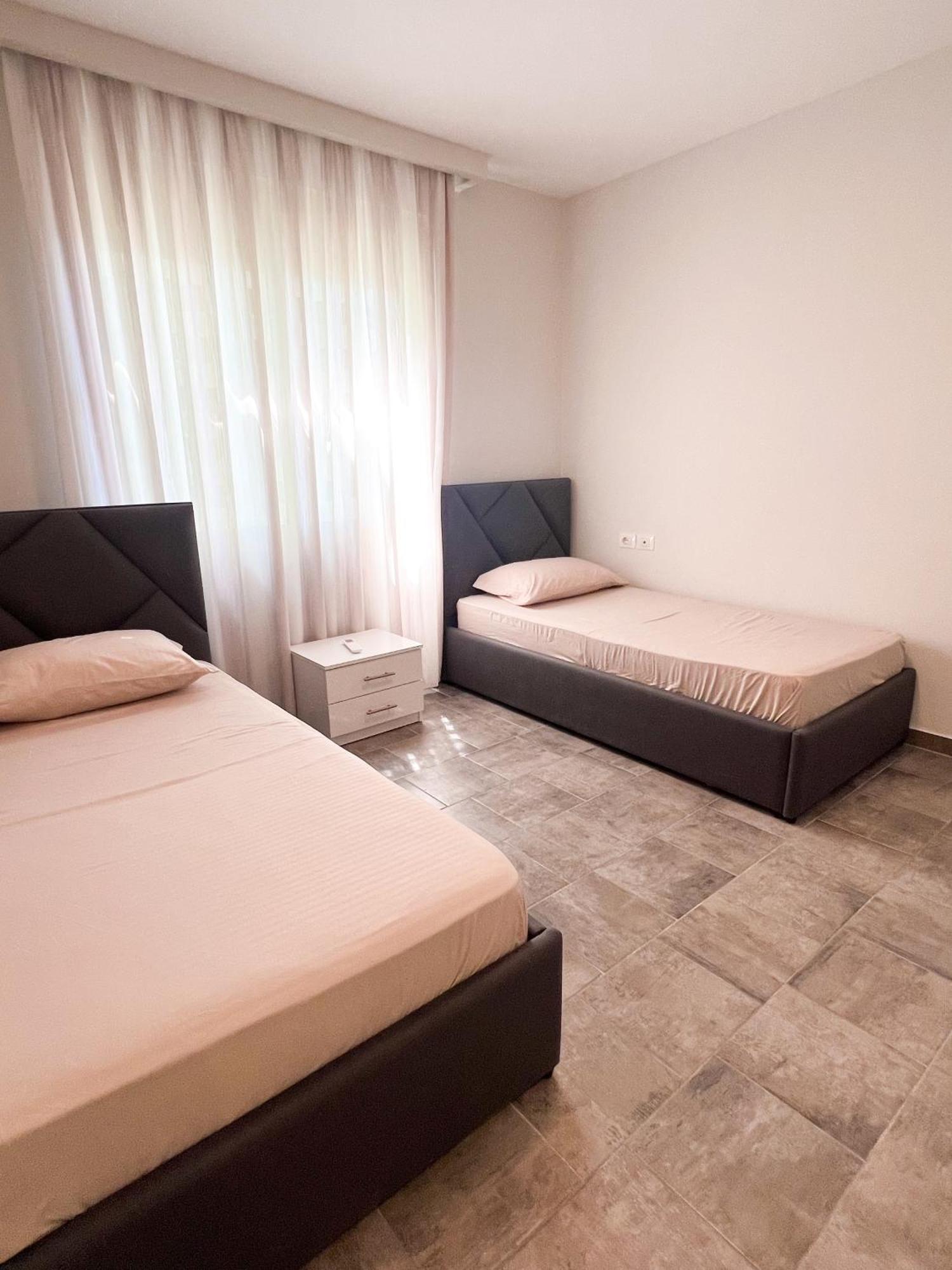 Sea View Apartments Durrës Exterior foto